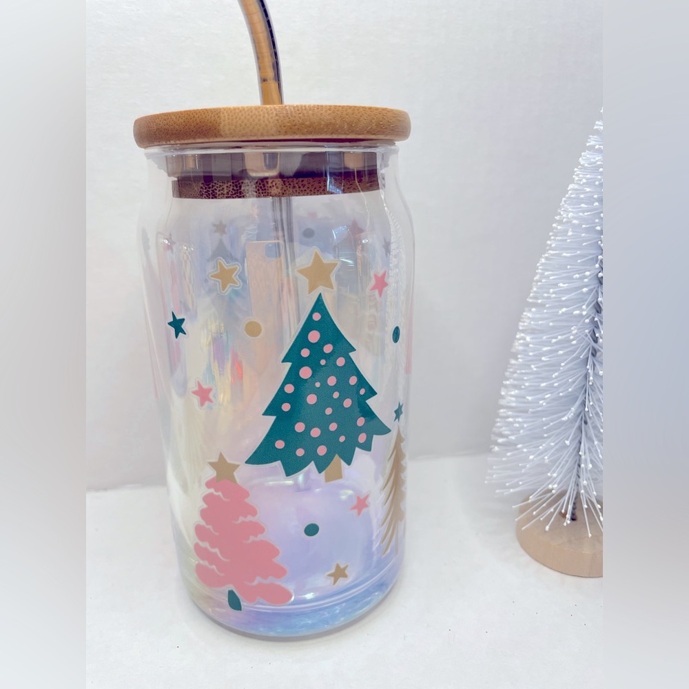 Pink Christmas tree 16 ounce Libbey glass